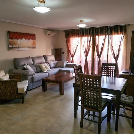 Apartamentos Deluxe San Julian Torrevieja Exterior foto